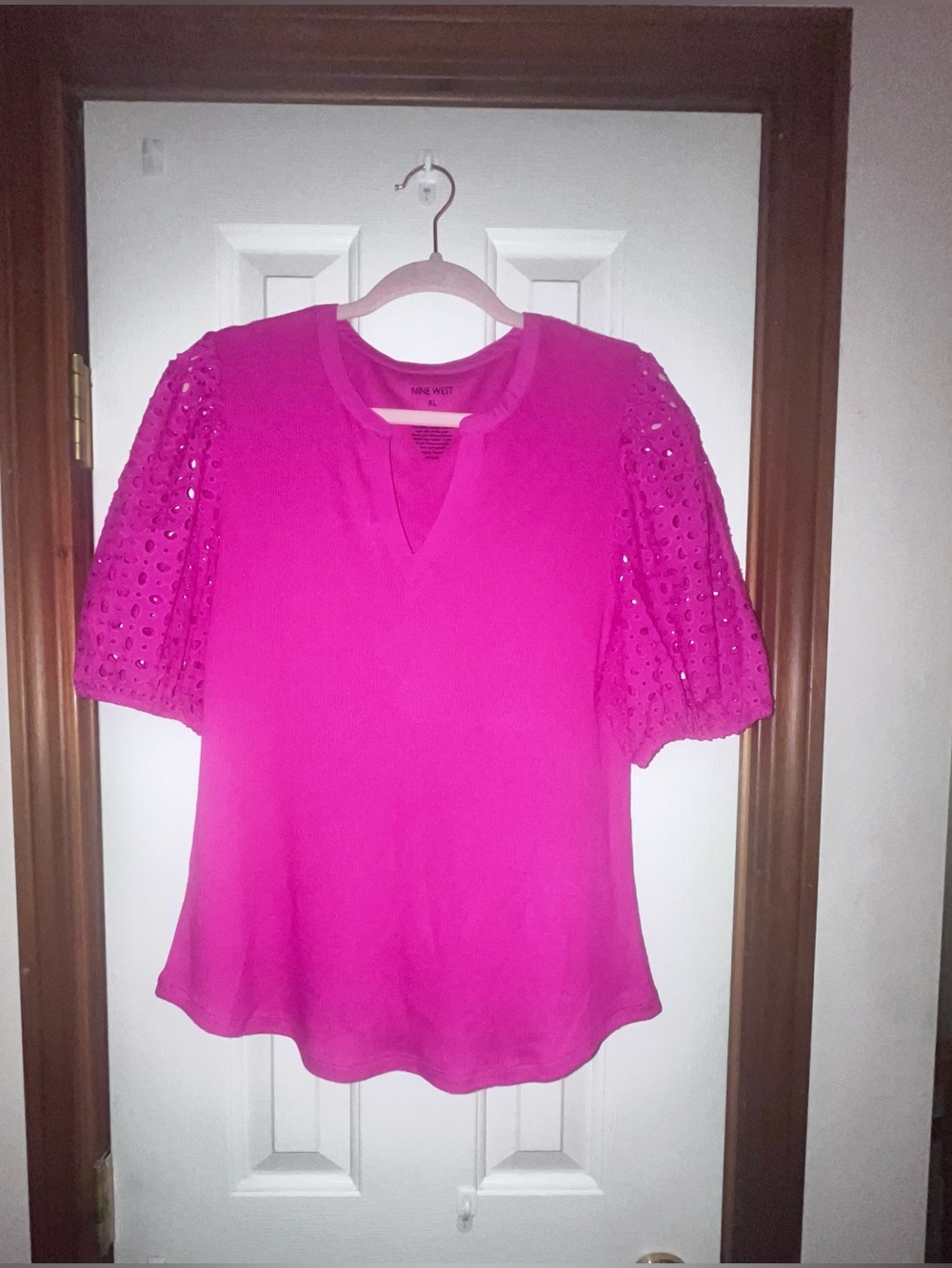 Nine West Bright Fuchsia Eyelet Puff Sleeve Blouse